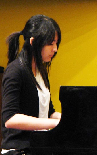 2011 学生演奏会, Sophia's Piano Lesson